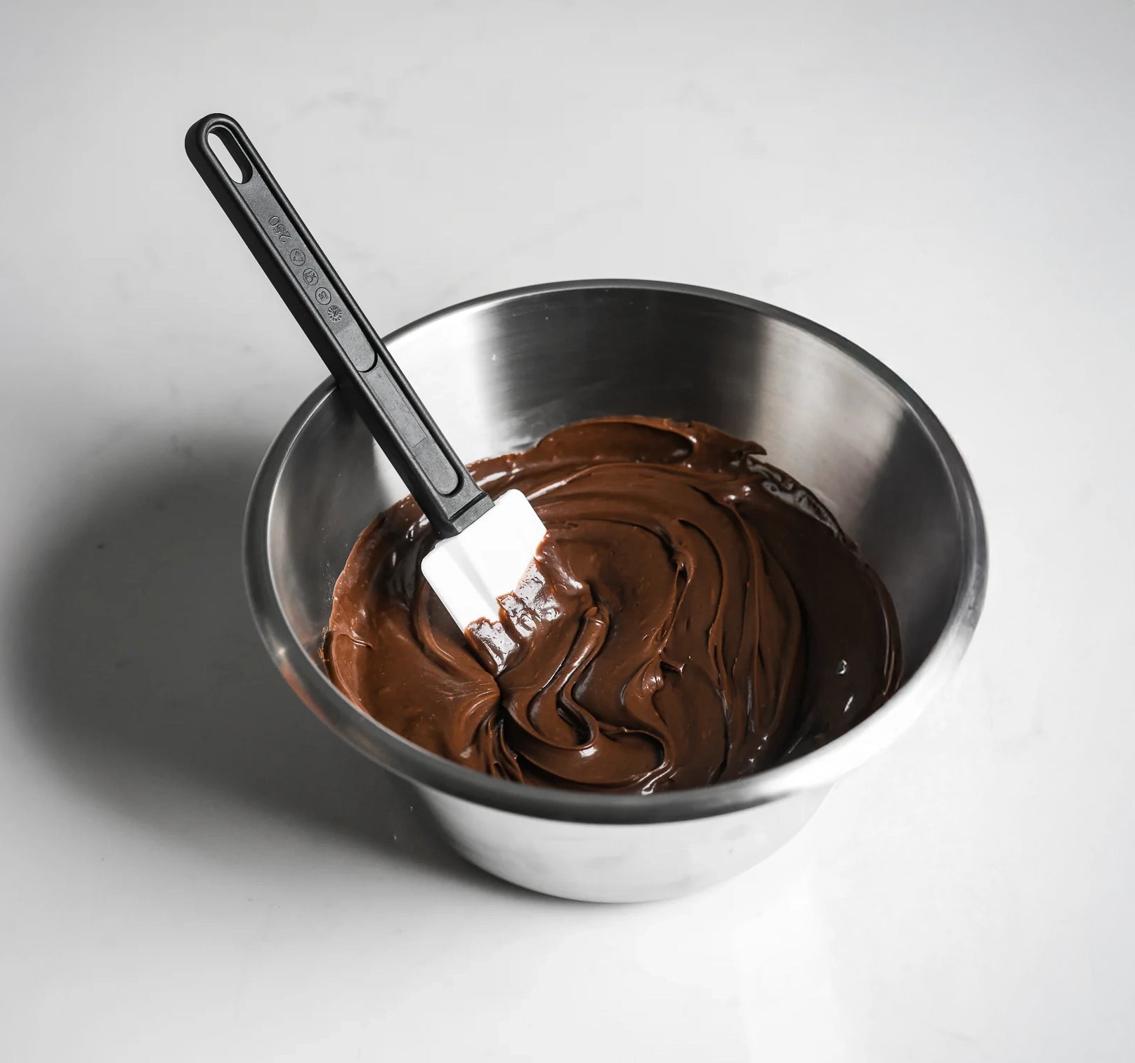 de Buyer - Flat Bottom Pastry Bowl, ø40cm - Lacbleu Wines - DB3250.40 - 3011243250401