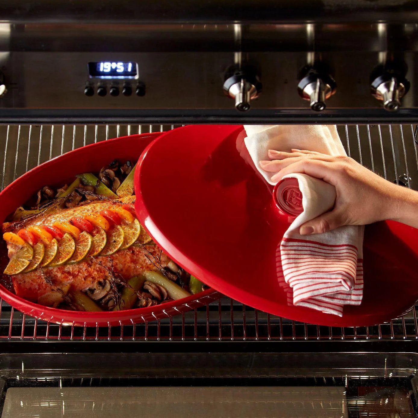 Emile Henry - Papillote Fish Steamer, 1.9L, Burgundy - Lacbleu Wines - EH348443 - 3289313484432