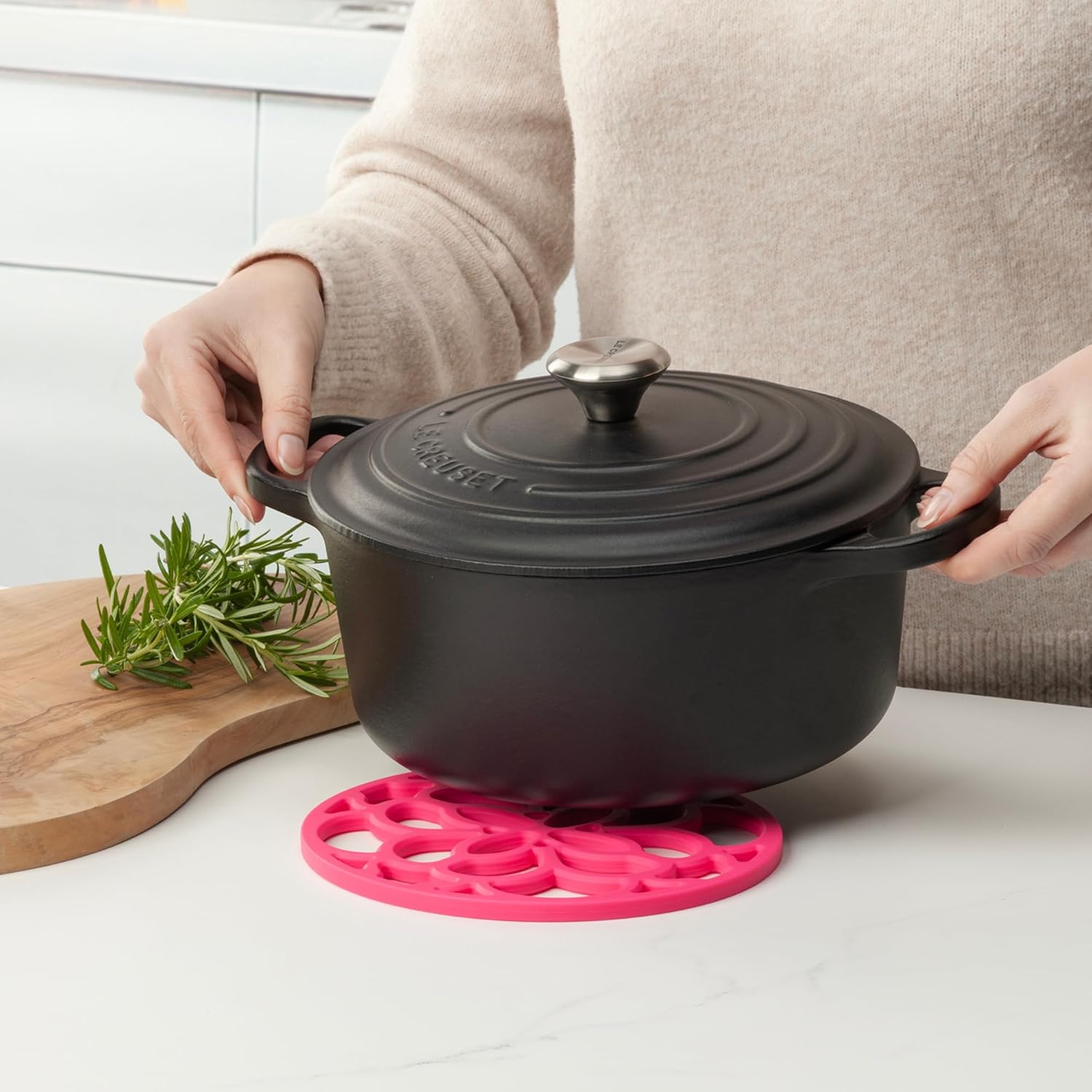 Zeal - Silicone Trivet, ø18cm, Neon Pink - Lacbleu Wines - J354H - 5036638096462